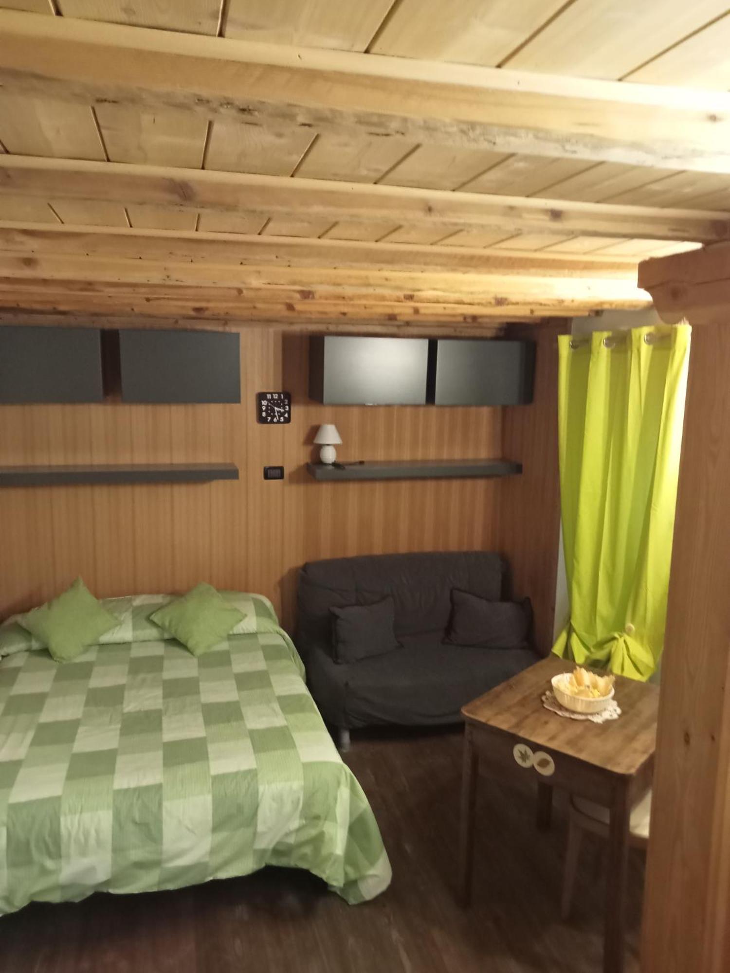 Domy Central Studio Apartment